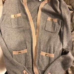 Beautiful nice and soft. Fit S/M